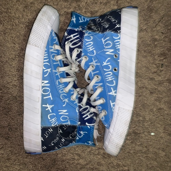 Blue Converse - Picture 5 of 7